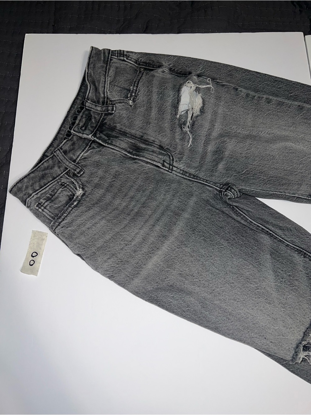 American Eagle Outfitters Gray Ripped Skinny Jeans